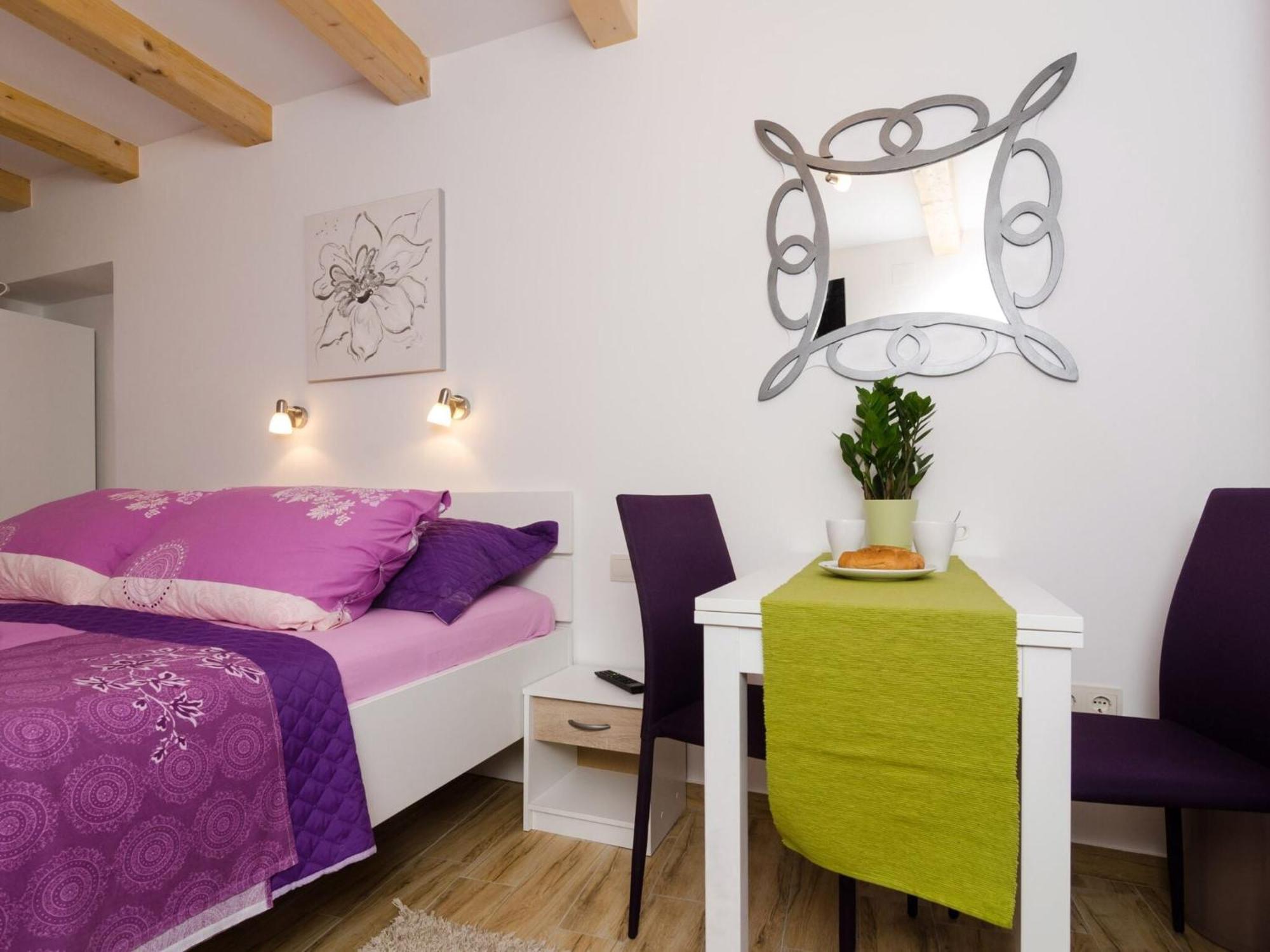 Lavender Garden - First Floor - 3 Apartman
